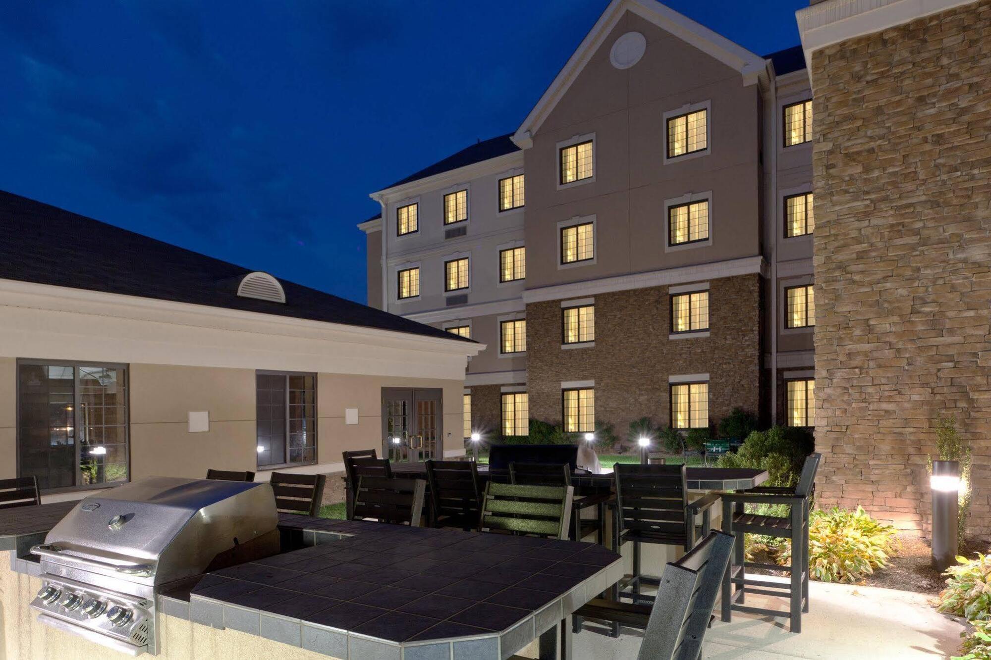 Staybridge Suites Chantilly Dulles Airport By Ihg Exterior photo