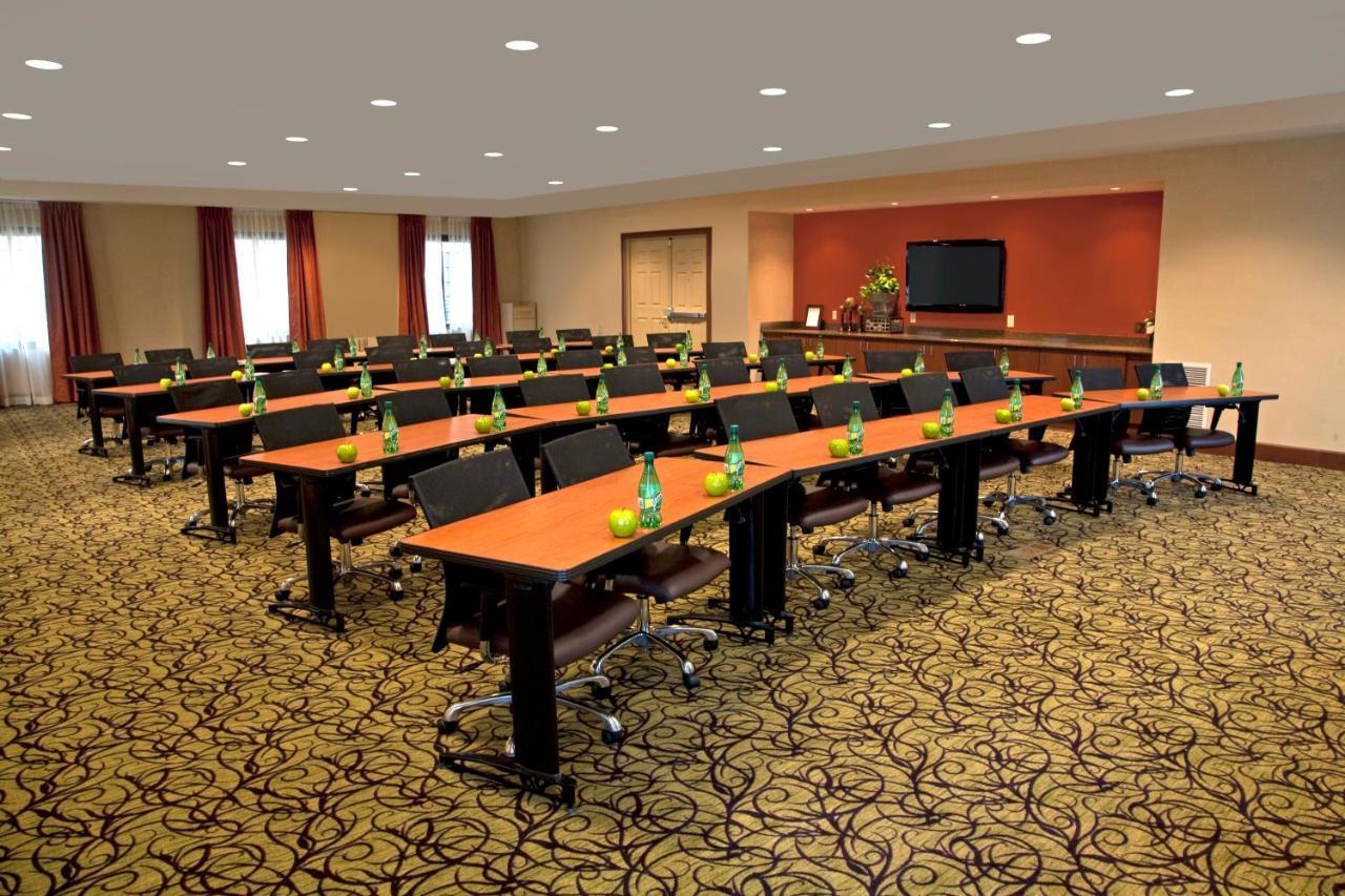 Staybridge Suites Chantilly Dulles Airport By Ihg Exterior photo
